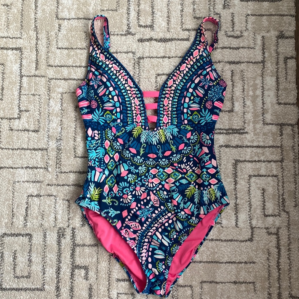 Lilly Pulitzer Jaspen Swimsuit Glow and Flow size 6